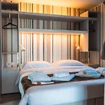 Domvs Glamp