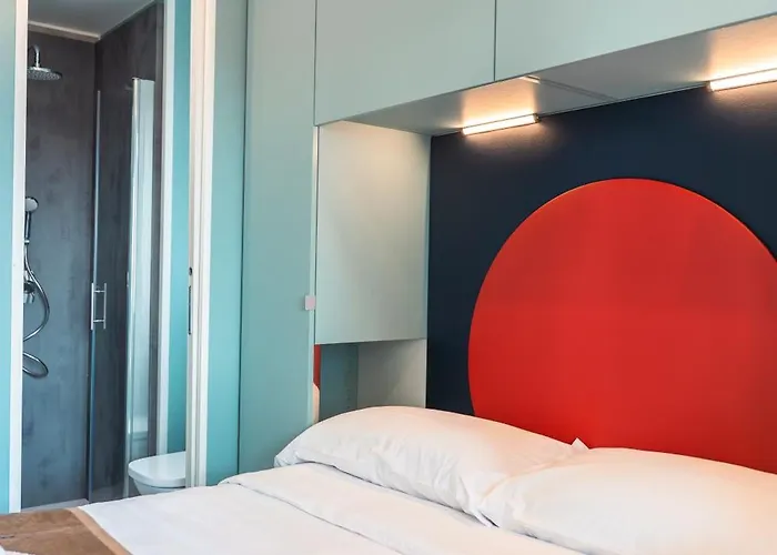 Domvs Glamp ホリデーパーク バヴェーノ