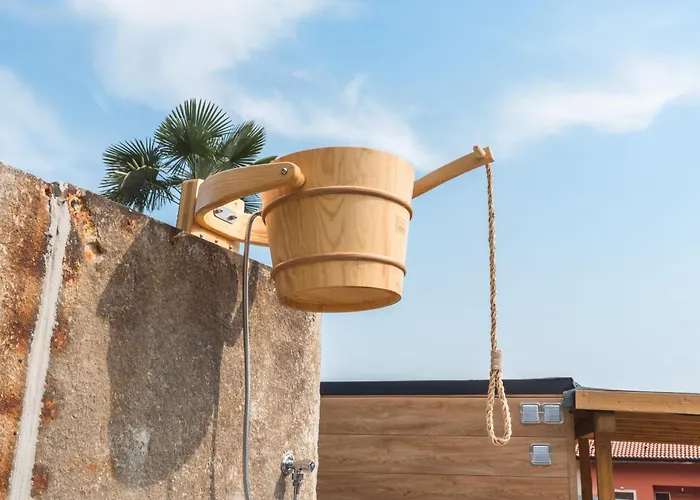 Domvs Glamp ホリデーパーク バヴェーノ